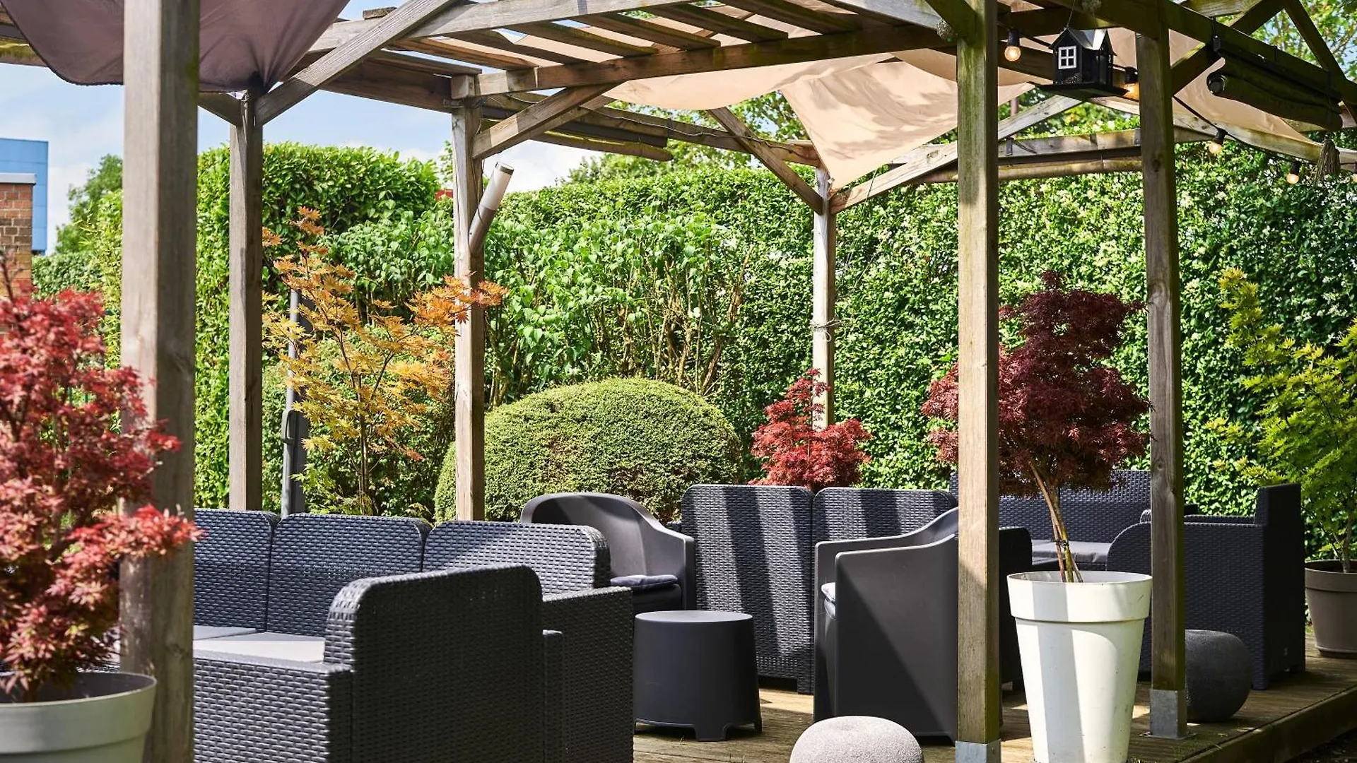 ***  Faches-Thumesnil Hotel Agena צרפת