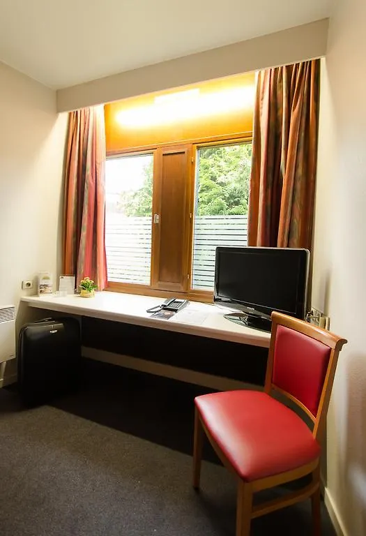 ***  Faches-Thumesnil Hotel Agena צרפת